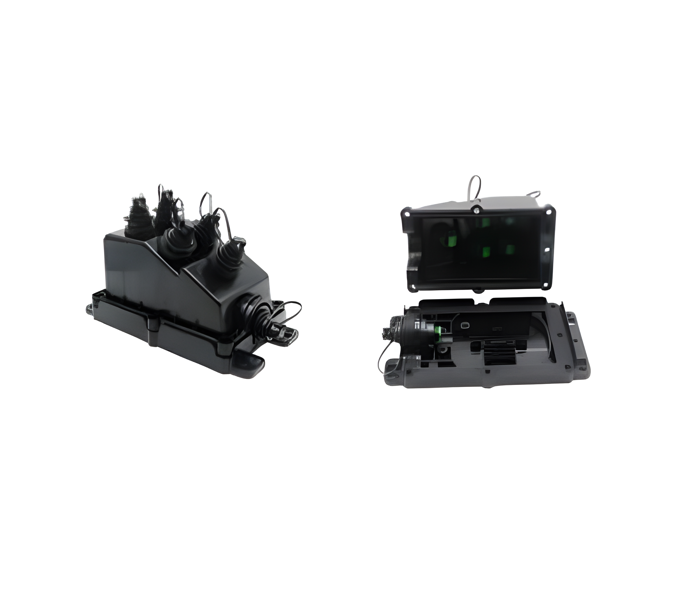 Caja Terminal Multiservicio 5 Puertos – Entrada OptiTap con Splitters 1×2 FBT y 1×4 Híbrido